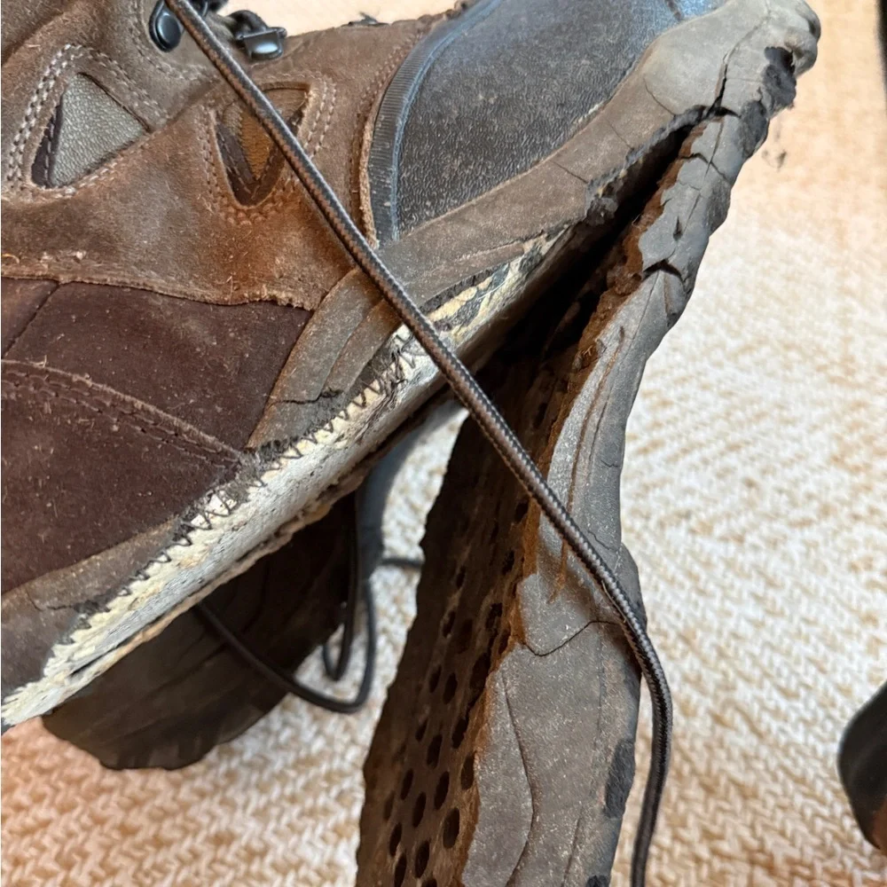 Ozark Trail Men's Dual-Tone Waterproof Boots